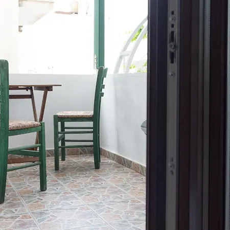 Aparthotel Depis Economy & Naxos City