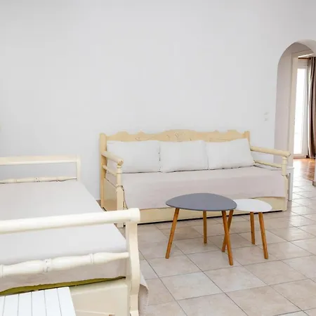 Hotel apartamentowy Depis Economy & Naxos City