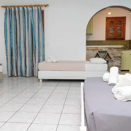 Depis Economy & 2* Naxos City