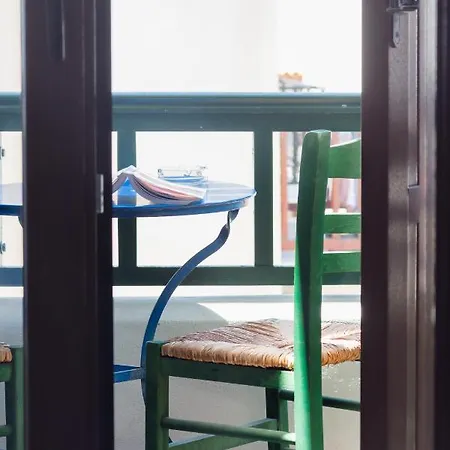 アパートホテル Depis Economy &