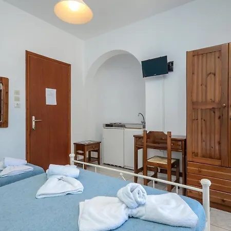 アパートホテル Depis Economy & 2*