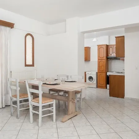 アパートホテル Depis Economy & 2*