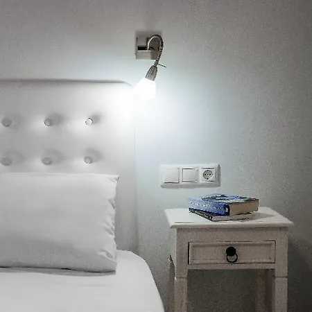 Depis Economy & アパートホテル