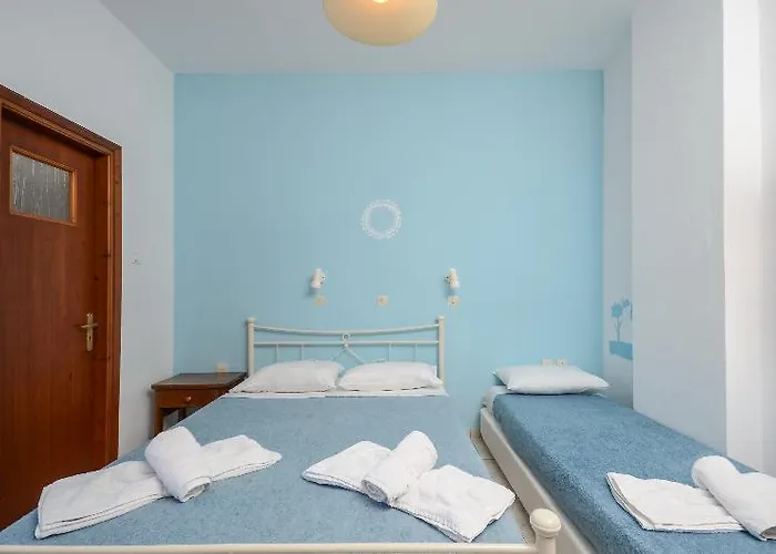 Depis Economy & 2* Naxos City