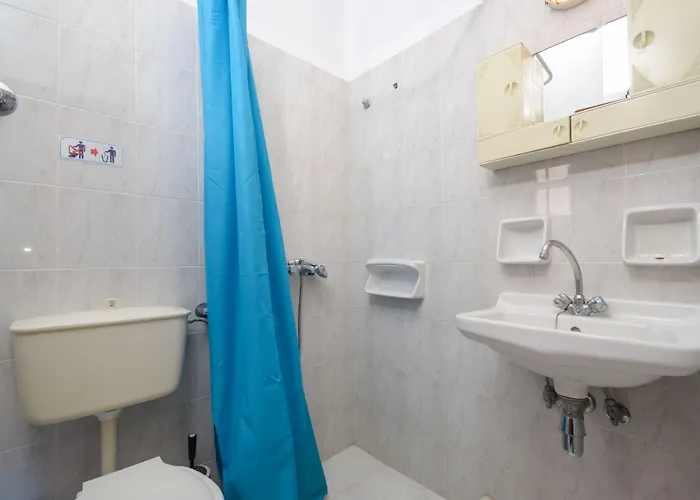 Depis Economy & Apartmanhotel